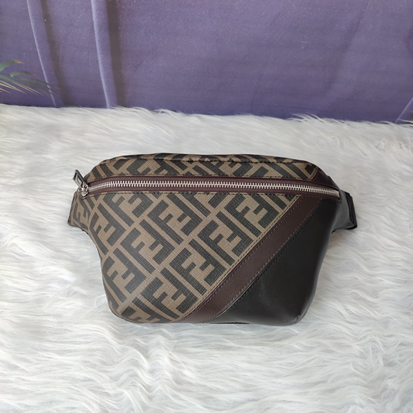 スーパーコピーブランドバッグ側面デザイン